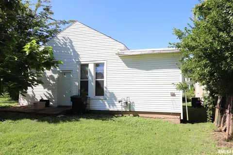 209 E 6th St, Metropolis, IL 62960 photo 5