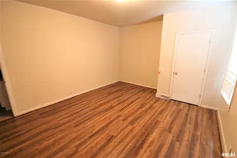 209 E 6th St, Metropolis, IL 62960 photo 12