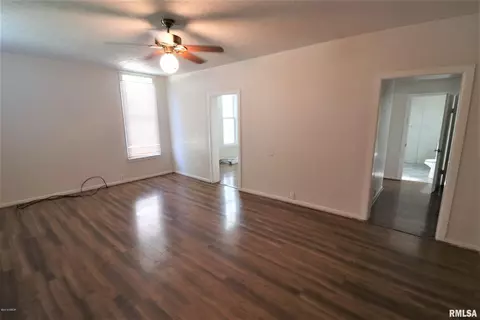 209 E 6th St, Metropolis, IL 62960 photo 9
