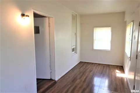 209 E 6th St, Metropolis, IL 62960 photo 7