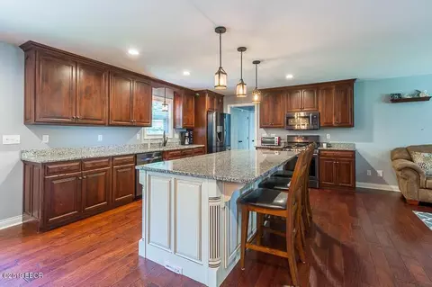 1405 Trolley Rd, Eldorado, IL 62930 photo 11