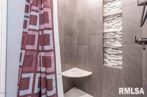 1405 Trolley Rd, Eldorado, IL 62930 photo 17