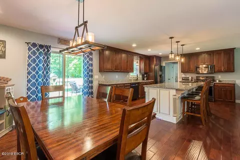 1405 Trolley Rd, Eldorado, IL 62930 photo 8