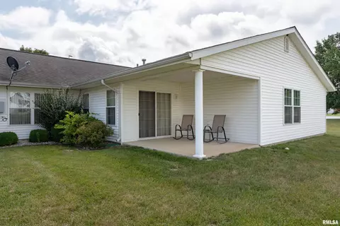1500 Apache Dr, Marion, IL 62959 photo 2