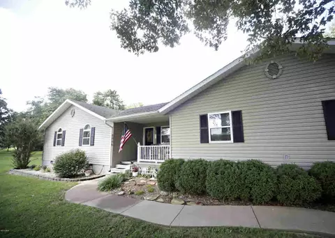 2006 Calico Rd, Marion, IL 62959 photo 3