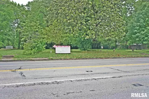 604 608 E 5th St, Metropolis, IL 62960