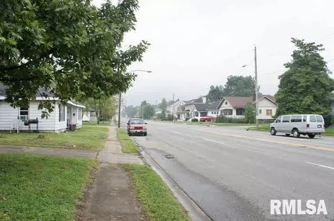 604 608 E 5th St, Metropolis, IL 62960 photo 3