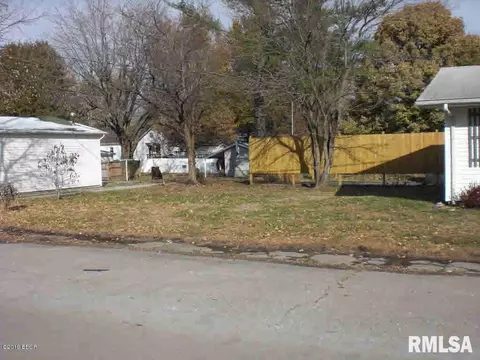 719-721 E Monroe St, Herrin, IL 62948 photo 26