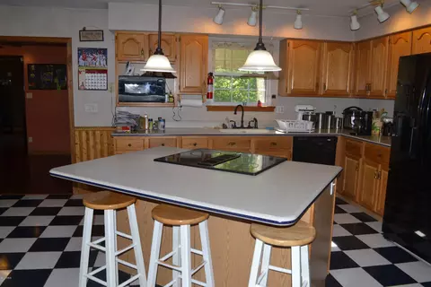 658 Deerfield Rd, Walnut Hill, IL 62893 photo 7