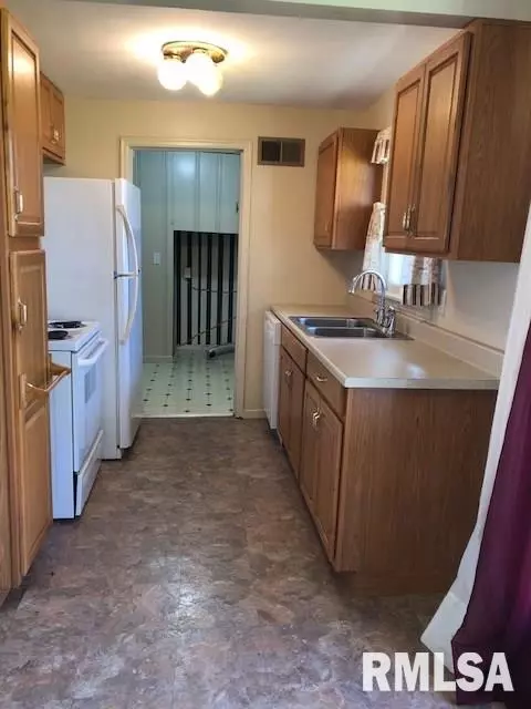 3105 Cherry St, Mount Vernon, IL 62864 photo 10