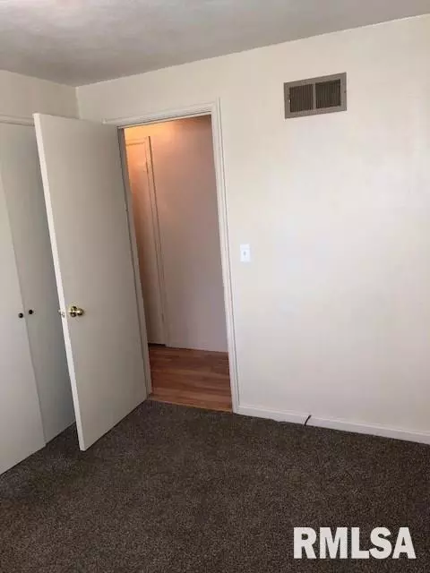3105 Cherry St, Mount Vernon, IL 62864 photo 22