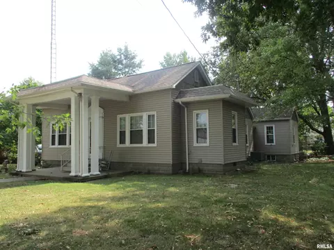 614 E Main St, Benton, IL 62812 photo 30