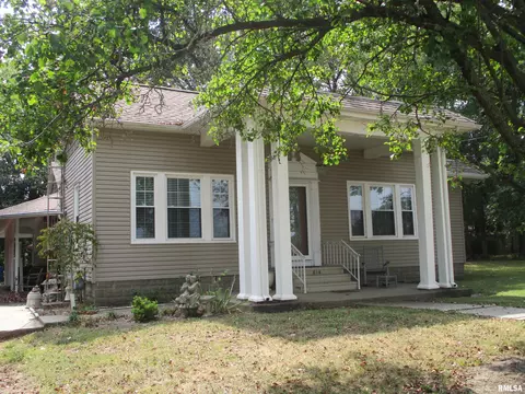614 E Main St, Benton, IL 62812 photo 29