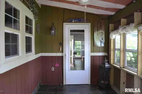 547 Community Beach Rd, Centralia, IL 62801 photo 18