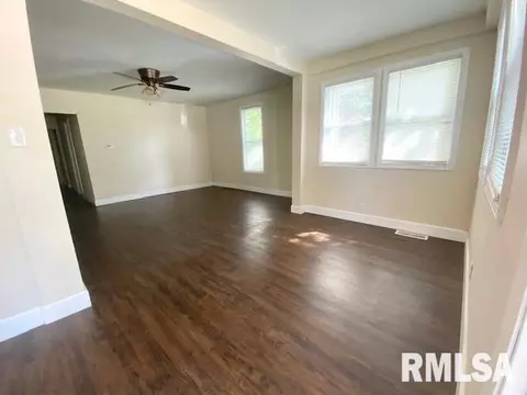 231 George St, Anna, IL 62906 photo 4