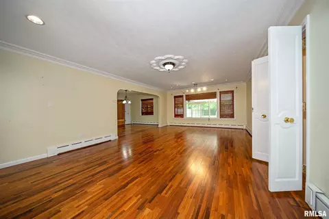221 Kane Dr, Herrin, IL 62948 photo 17