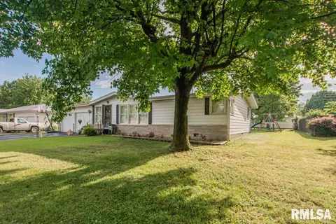 19 Sunset Dr, Mount Vernon, IL 62864 photo 2