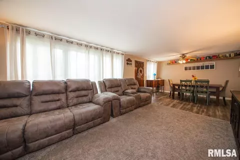 19 Sunset Dr, Mount Vernon, IL 62864 photo 11