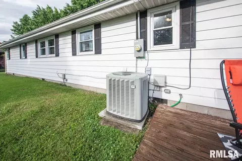 19 Sunset Dr, Mount Vernon, IL 62864 photo 7