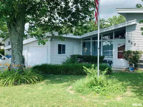 812 E Davie St, Anna, IL 62906 photo 41