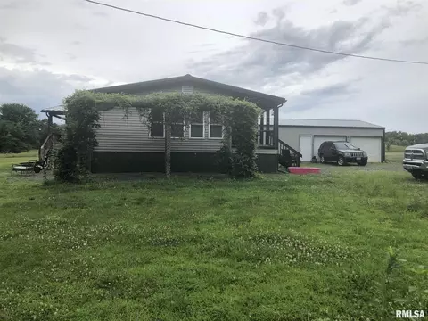 1619 County Road 1075 E Rd, Cisne, IL 62823 photo 10