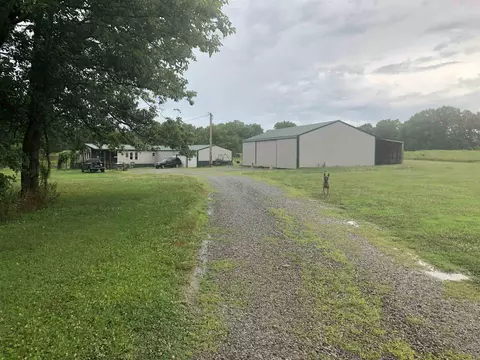 1619 County Road 1075 E Rd, Cisne, IL 62823 photo 6