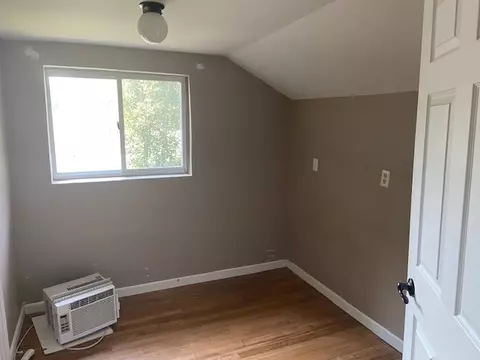 902 S Main St, Benton, IL 62812 photo 23