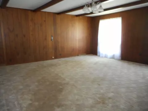 102 W Benedict St, Valier, IL 62891 photo 7