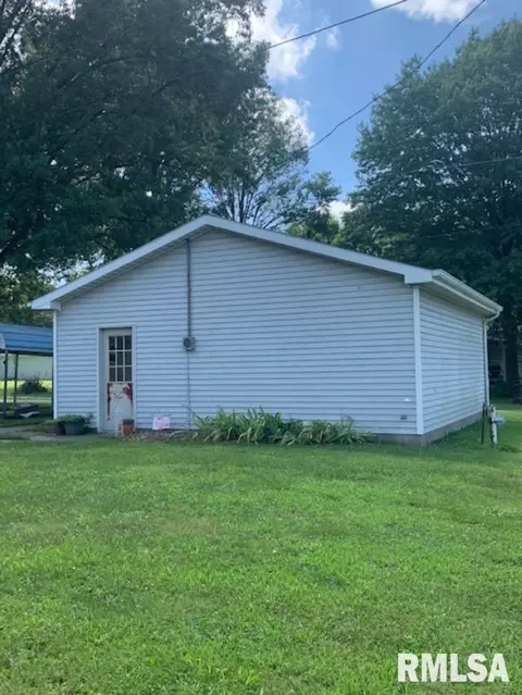 1132 N Franklin Ave, Centralia, IL 62801 photo 11