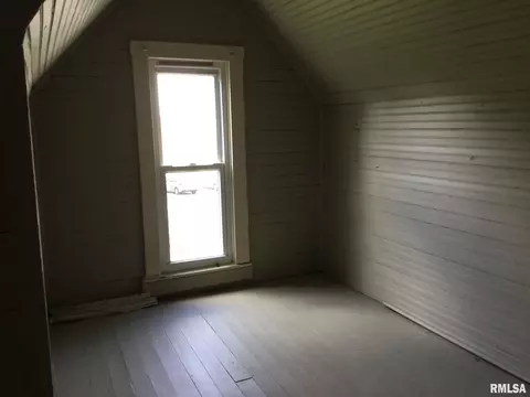 205 Freeman St, Anna, IL 62906 photo 15