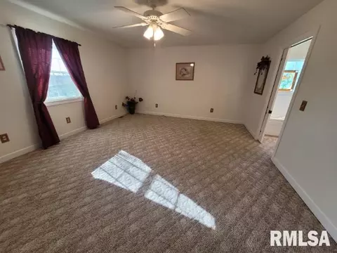 9091 E Richview Rd, Mount Vernon, IL 62864 photo 7