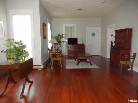506 W Spring St, Anna, IL 62906 photo 21