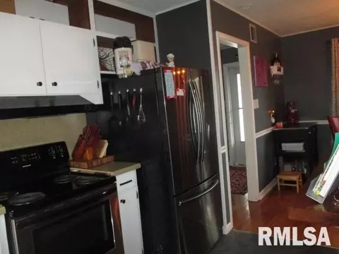 210 Plum St, Anna, IL 62906 photo 30