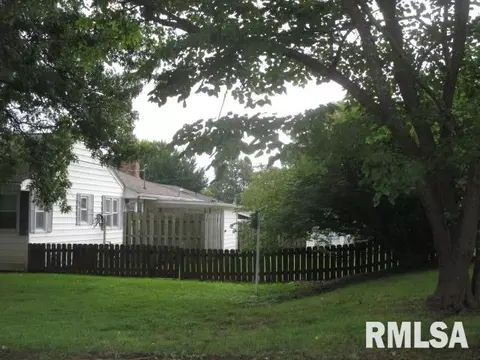 210 Plum St, Anna, IL 62906 photo 12