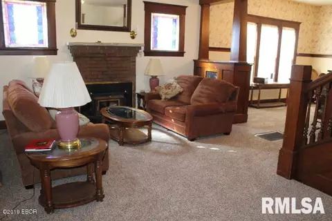 202 E Mohan St, Cambria, IL 62915 photo 6