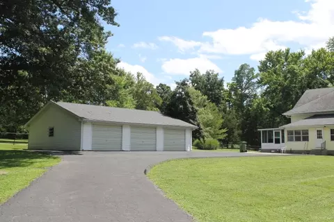 202 E Mohan St, Cambria, IL 62915 photo 34