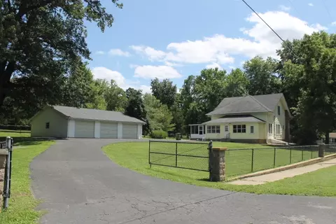 202 E Mohan St, Cambria, IL 62915 photo 4