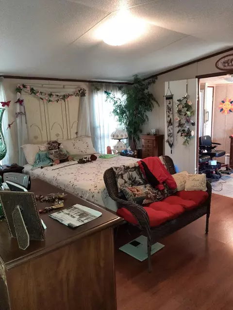 405 Ridgeway Rd, Eldorado, IL 62930 photo 33