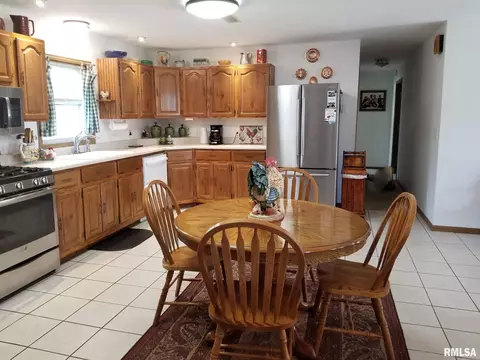 15604 E Nolan Rd, Mount Vernon, IL 62864 photo 8