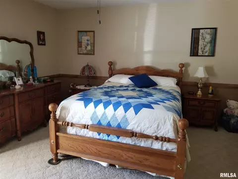 15604 E Nolan Rd, Mount Vernon, IL 62864 photo 10