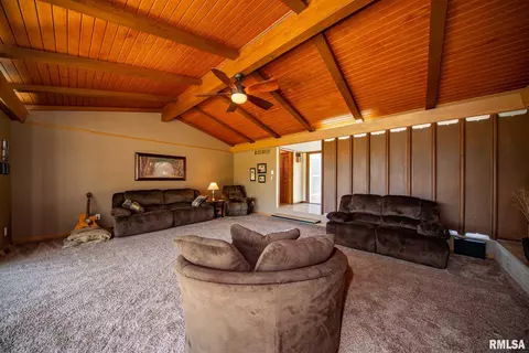 90 Golf Course Rd, Eldorado, IL 62930 photo 23