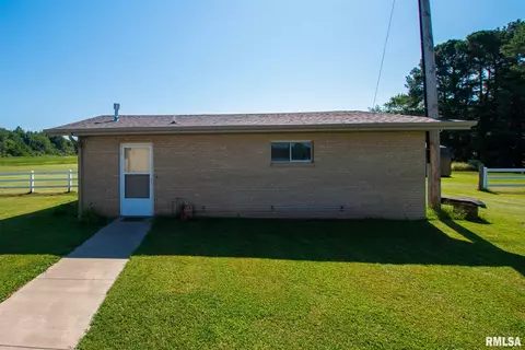 90 Golf Course Rd, Eldorado, IL 62930 photo 11