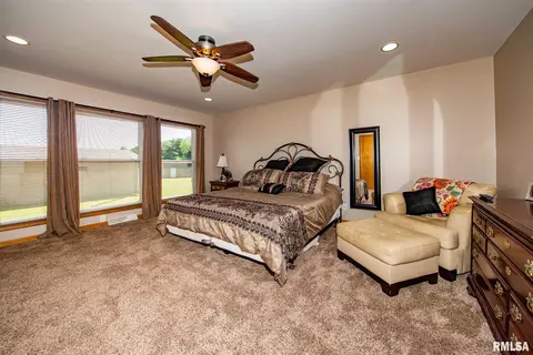 90 Golf Course Rd, Eldorado, IL 62930 photo 33