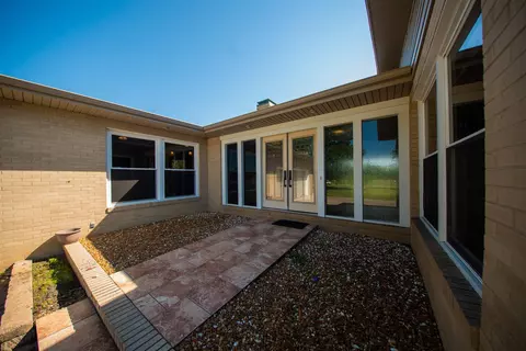 90 Golf Course Rd, Eldorado, IL 62930 photo 18