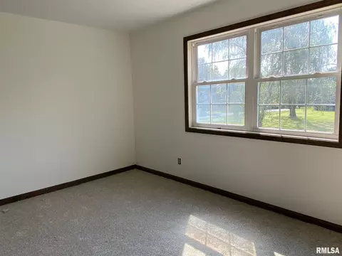 1504 Miller Dr, Herrin, IL 62948 photo 25