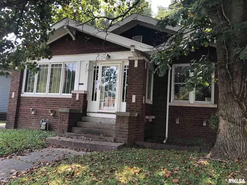 2111 Walnut St, Murphysboro, IL 62966 photo 1
