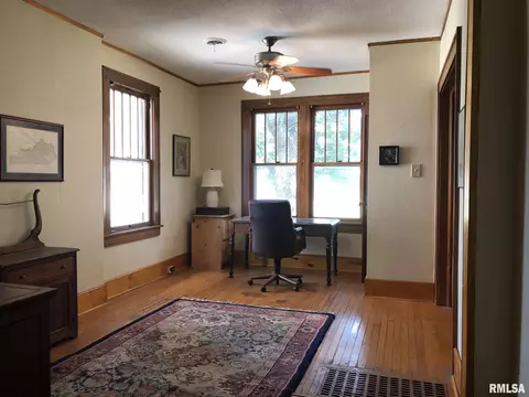 2111 Walnut St, Murphysboro, IL 62966 photo 12