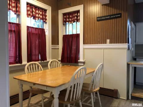 2111 Walnut St, Murphysboro, IL 62966 photo 10