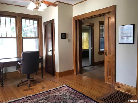 2111 Walnut St, Murphysboro, IL 62966 photo 13