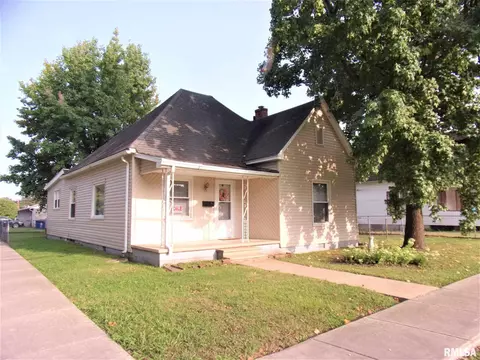 510 N Emma St, Christopher, IL 62822 photo 1